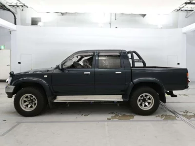 Toyota HILUX  с аукциона в Японии