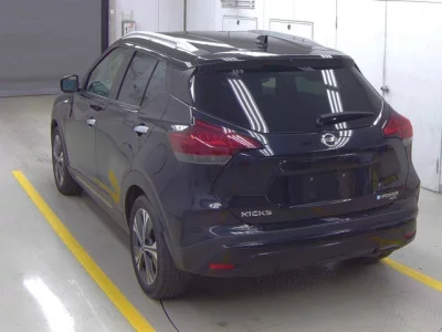 Nissan KICKS