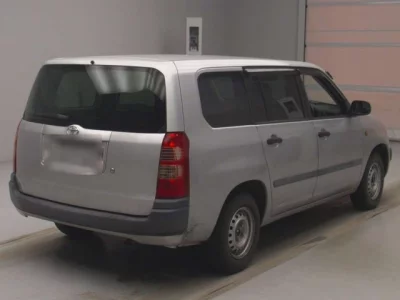 Toyota SUCCEED  с аукциона в Японии