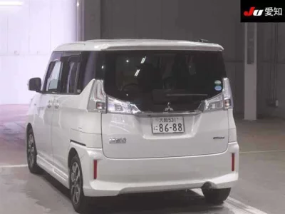 Mitsubishi DELICA D2