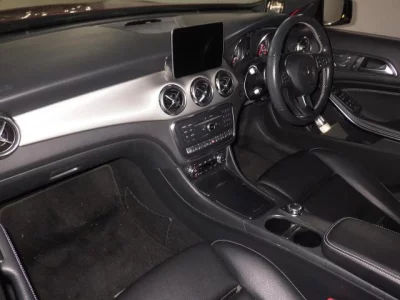 Mercedes-Benz GLA CLASS