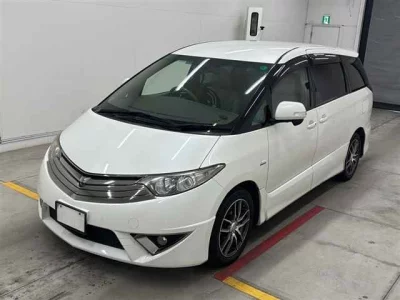 Toyota ESTIMA  с аукциона в Японии