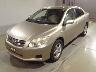 Toyota COROLLA AXIO  с аукциона в Японии