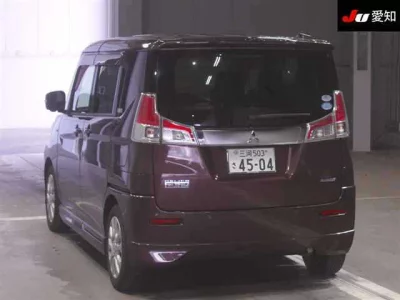 Mitsubishi DELICA D2