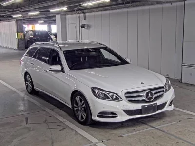 Mercedes-Benz E CLASS WAGON  с аукциона в Японии