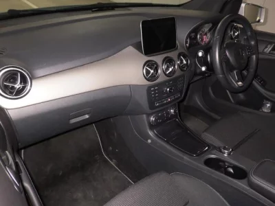 Mercedes-Benz B CLASS