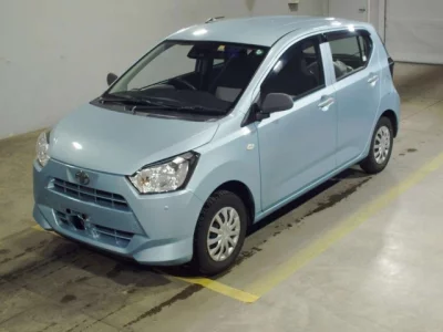 Toyota PIXIS EPOCH  с аукциона в Японии