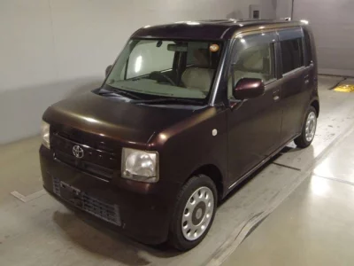 Toyota PIXIS SPACE  с аукциона в Японии