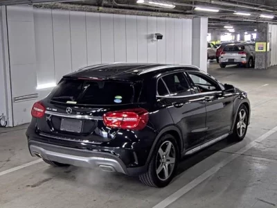 Mercedes-Benz GLA CLASS