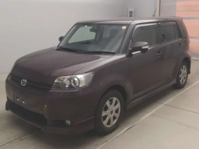 Toyota COROLLA RUMION  с аукциона в Японии