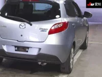 Mazda DEMIO лот № 26 оценка R  с аукциона в Японии 7