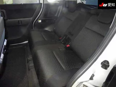 Mitsubishi DELICA D2