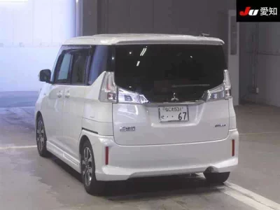 Mitsubishi DELICA D2
