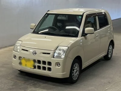 Nissan PINO  с аукциона в Японии