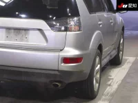 Mitsubishi OUTLANDER лот № 40 оценка 3.5  с аукциона в Японии 7