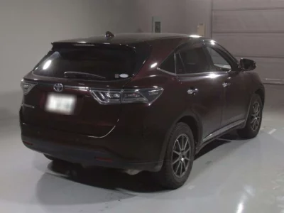Toyota HARRIER  с аукциона в Японии