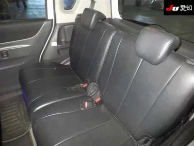 Mitsubishi DELICA D2