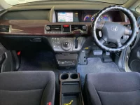 Honda ELYSION лот № 2046 оценка 3.5  с аукциона в Японии 2