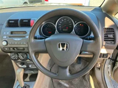 Honda FIT  с аукциона в Японии