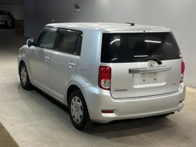 Toyota COROLLA RUMION  с аукциона в Японии