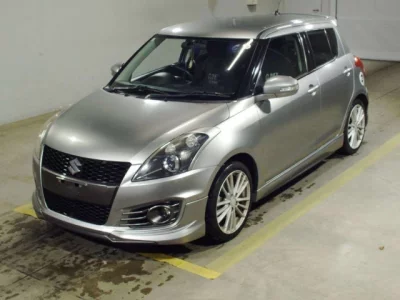 Suzuki SWIFT  с аукциона в Японии