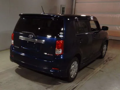 Toyota COROLLA RUMION  с аукциона в Японии