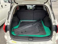 Nissan WINGROAD лот № 90066 оценка 3.5  с аукциона в Японии 9