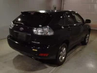 Toyota HARRIER лот № 7076 оценка 3.5  с аукциона в Японии 1