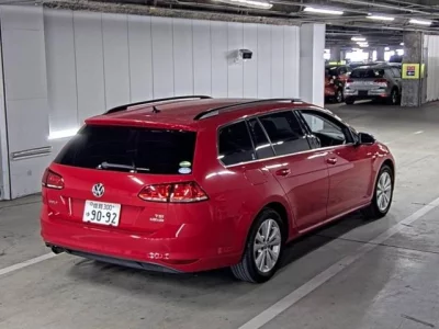 Volkswagen GOLF VARIANT  с аукциона в Японии