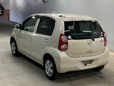 Daihatsu Boon  с аукциона в Японии