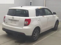 Toyota IST лот № 70062 оценка 2  с аукциона в Японии 1