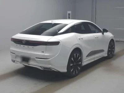 Toyota CROWN CROSSOVER  с аукциона в Японии