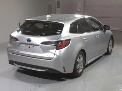 Toyota COROLLA TOURING  с аукциона в Японии