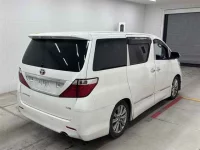 Toyota ALPHARD лот № 90113 оценка 3.5  с аукциона в Японии 4