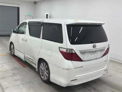 Toyota ALPHARD  с аукциона в Японии