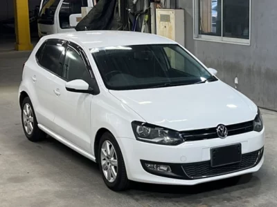 Volkswagen POLO  с аукциона в Японии