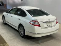 Nissan TEANA лот № 2130 оценка 3.5  с аукциона в Японии 1