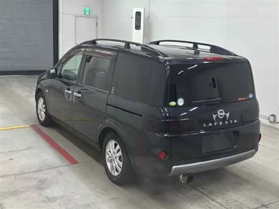 Nissan LAFESTA  с аукциона в Японии