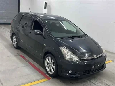 Toyota WISH  с аукциона в Японии