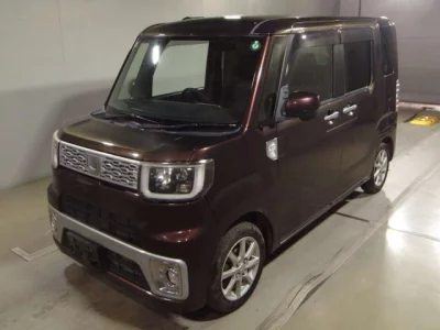 Daihatsu WAKE  с аукциона в Японии