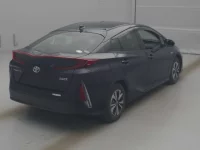 Toyota PRIUS PHV лот № 72045 оценка 3  с аукциона в Японии 1