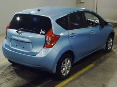 Nissan NOTE  с аукциона в Японии