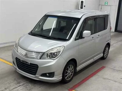 Mitsubishi DELICA D2  с аукциона в Японии