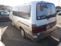 Toyota HIACE лот № 2146 оценка X  с аукциона в Японии 1