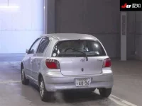 Toyota VITZ лот № 176 оценка R  с аукциона в Японии 1