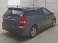 Toyota WISH лот № 70103 оценка 3.5  с аукциона в Японии 1