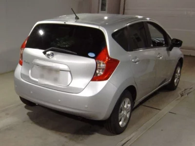 Nissan NOTE  с аукциона в Японии