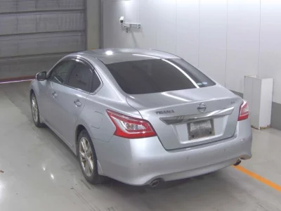 Nissan TEANA  с аукциона в Японии