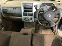 Nissan CUBE лот № 2163 оценка 3  с аукциона в Японии 2