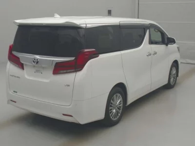 Toyota ALPHARD  с аукциона в Японии